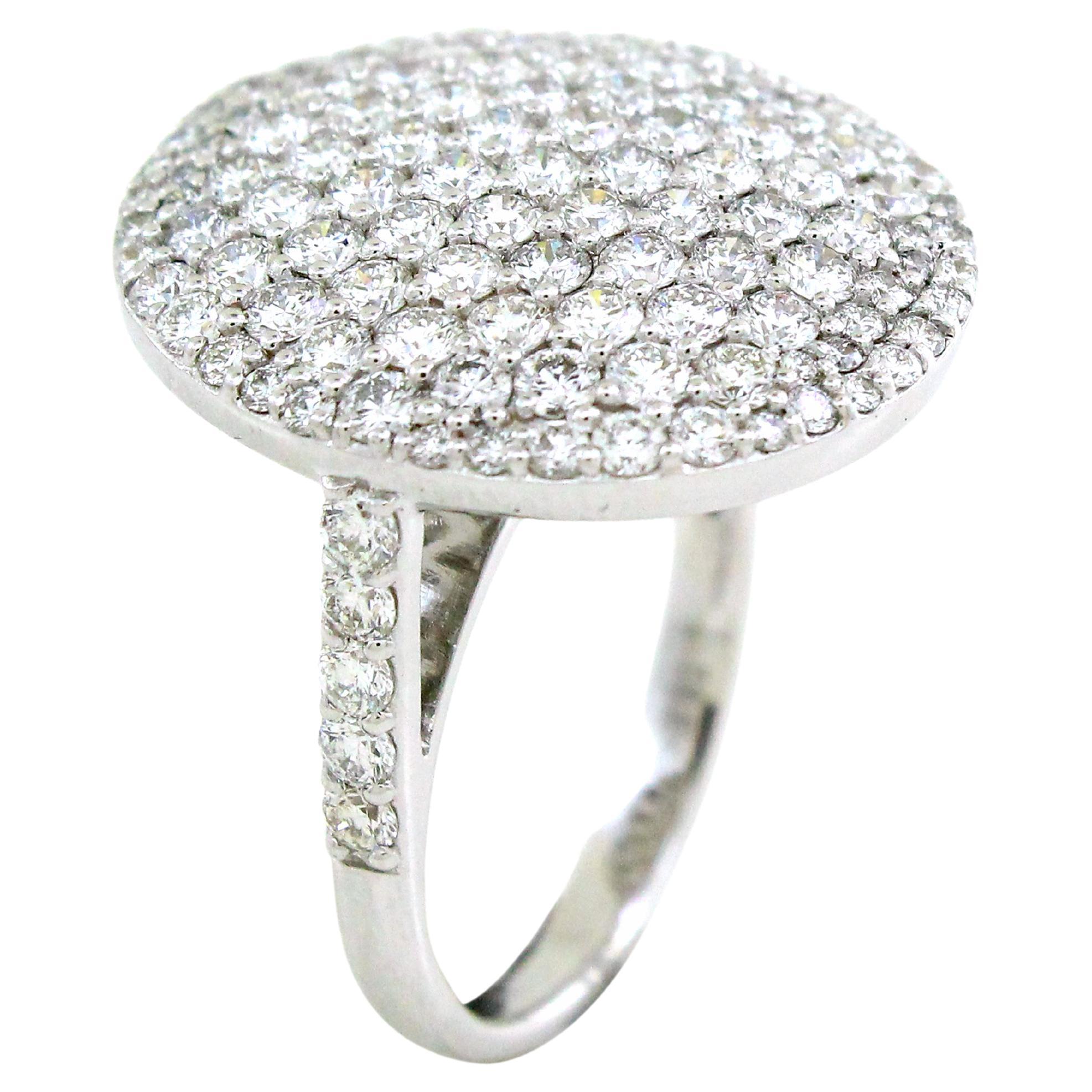 2.88 cts of Diamond Pave Ring For Sale