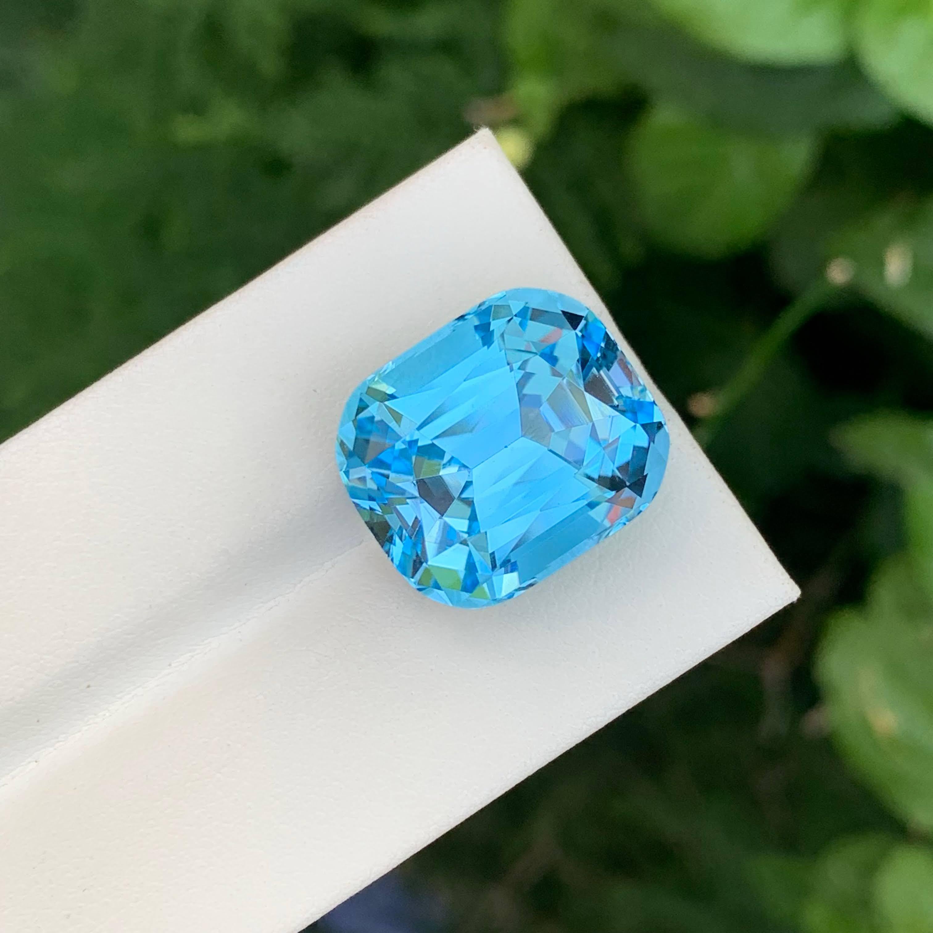 28,80 Karat Natürlicher Loser Himmelblauer Topas Stein Kissenschliff Afrikanischer Edelstein im Angebot 4