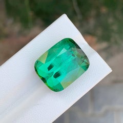 28.80 carati di tormalina verde taglio cuscino Gemma afgana naturale