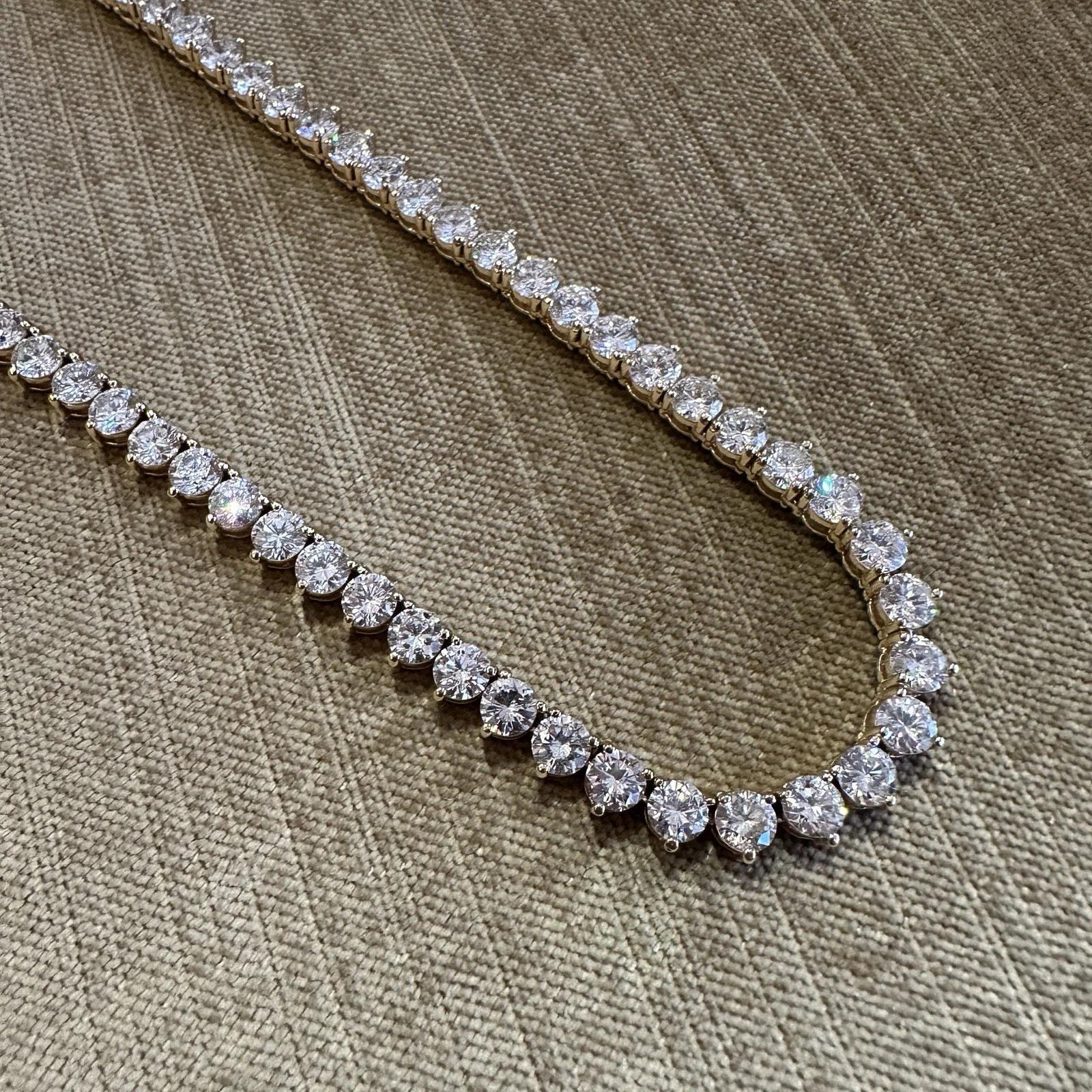 28.80 carats Diamant Naturel Collier Tennis en or jaune 18k 16.5 pouces Excellent état - En vente à La Jolla, CA