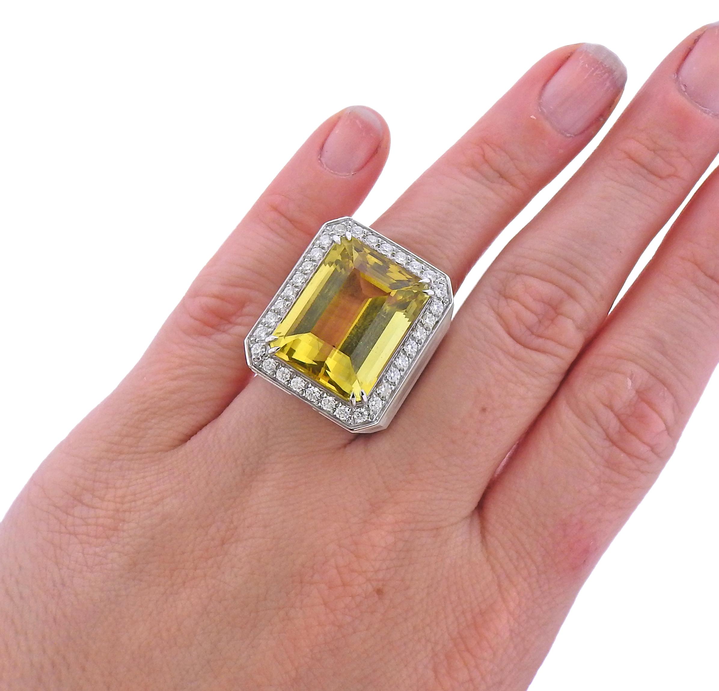 Women's 28.80 Carat Golden Beryl Diamond Crystal Gold Ring