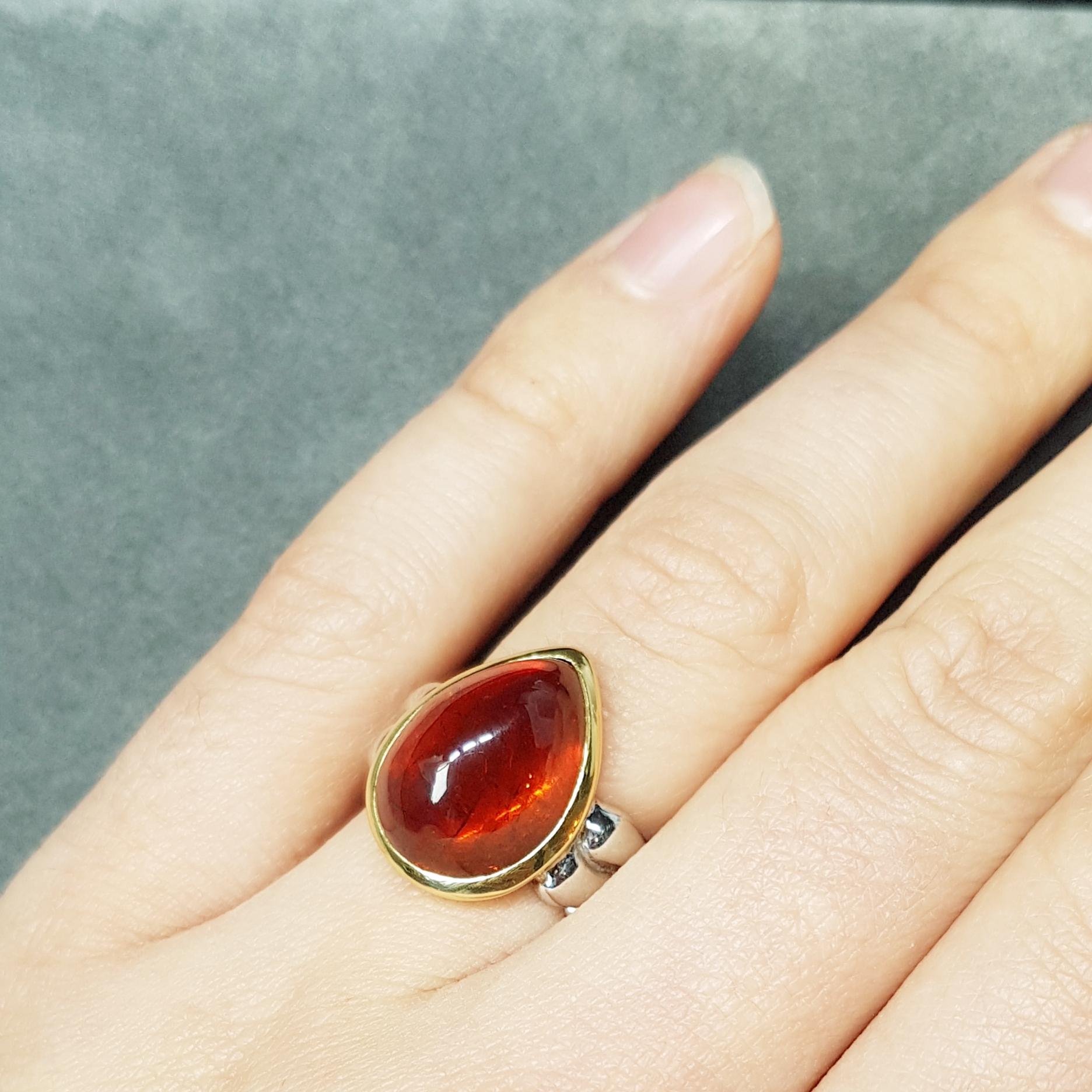 Pear Cut 28.87ct Cabochon Spessartite Garnet Dress Ring 18k White & Yellow Gold  For Sale