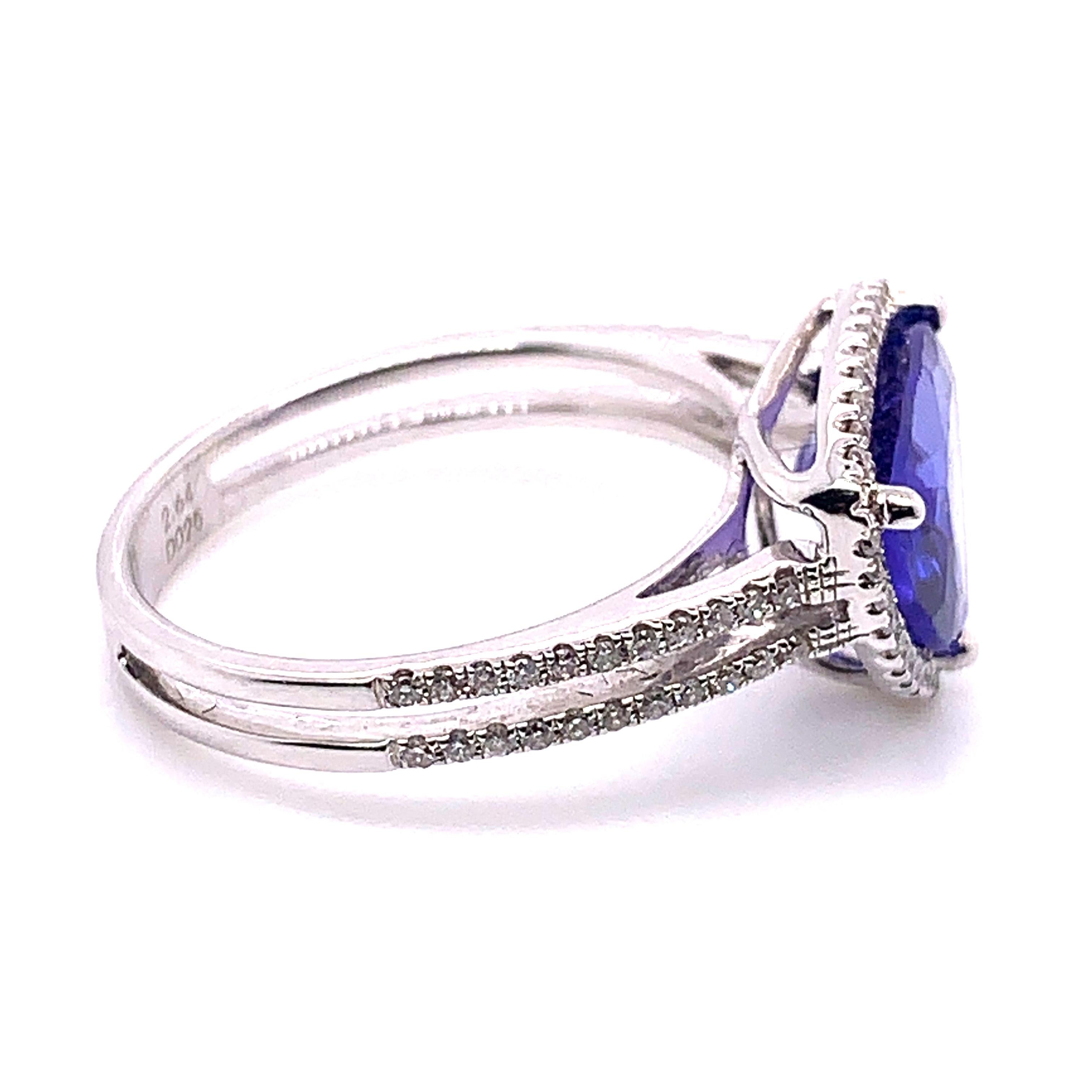 Women's or Men's 2.89 Carat Blue Tanzanite Trillion Ring