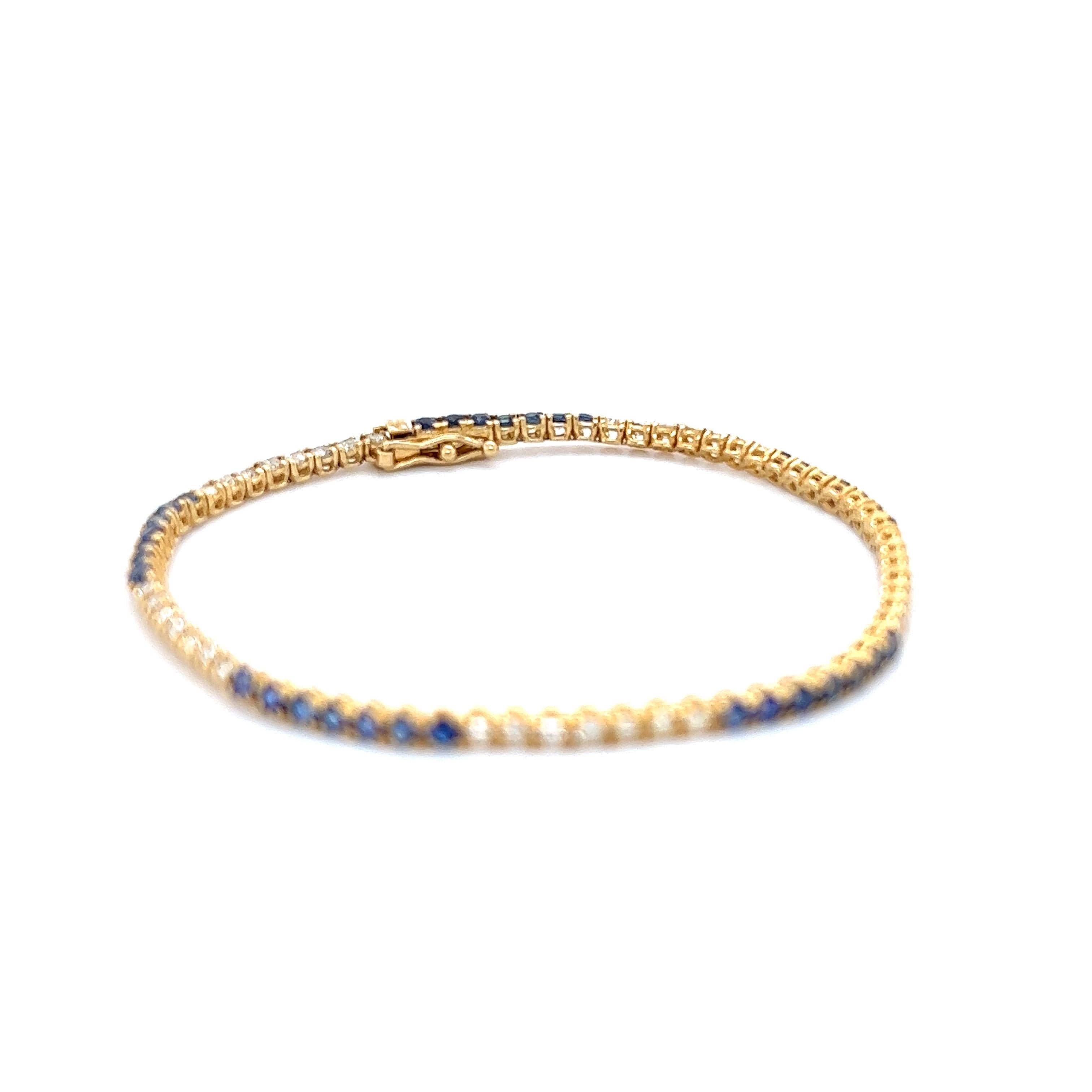 Round Cut 2.89 Carat Natural Blue Sapphire Diamond 14 Karat Yellow Gold Bracelet For Sale