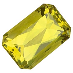 28.90 Carat Natural Loose Green Gold Lemon Quartz Scissor Cut Gemstone