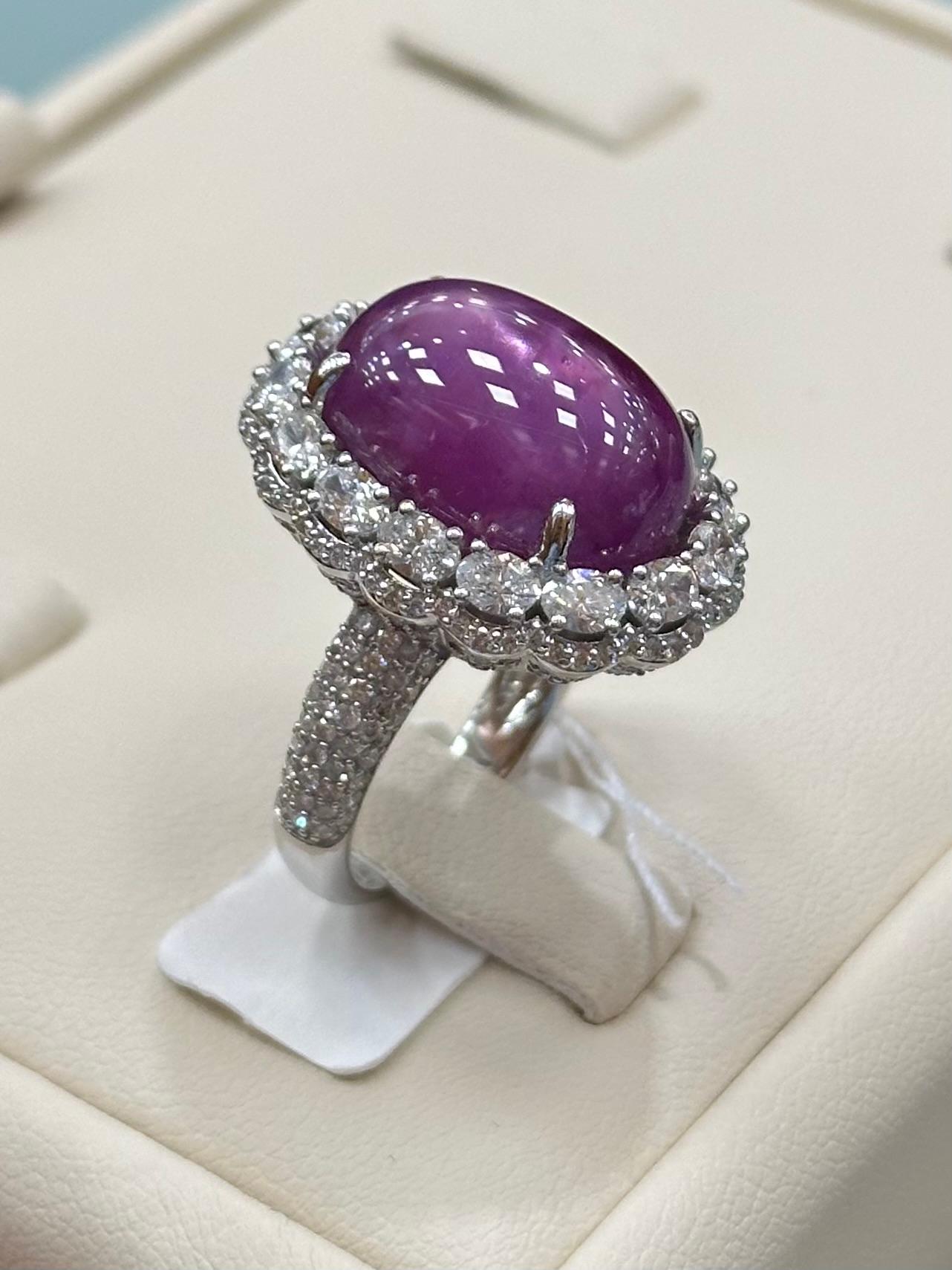 28,95 Karat Cabochon Burma Star Rubin Pink Saphire und Diamant Ring im Zustand „Neu“ im Angebot in New York, NY
