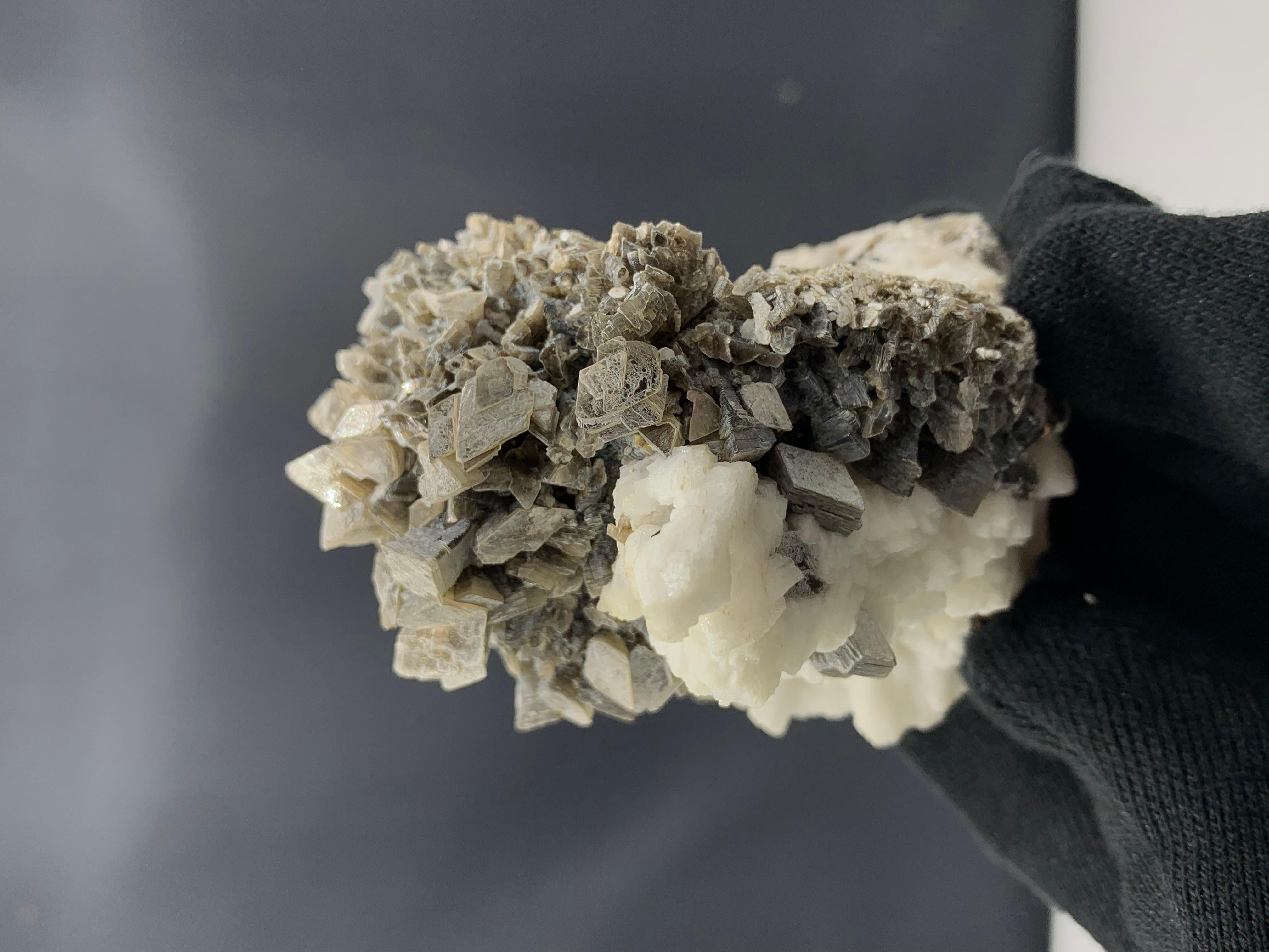 Other 289.99 Gram Albite With Feldspar Specimen From Skardu, Pakistan For Sale