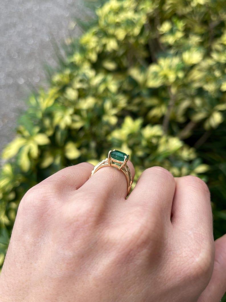Women's 2.89ct 14K Asscher Cut Emerald Solitaire Ring - Medium Dark Green Floral Prong For Sale