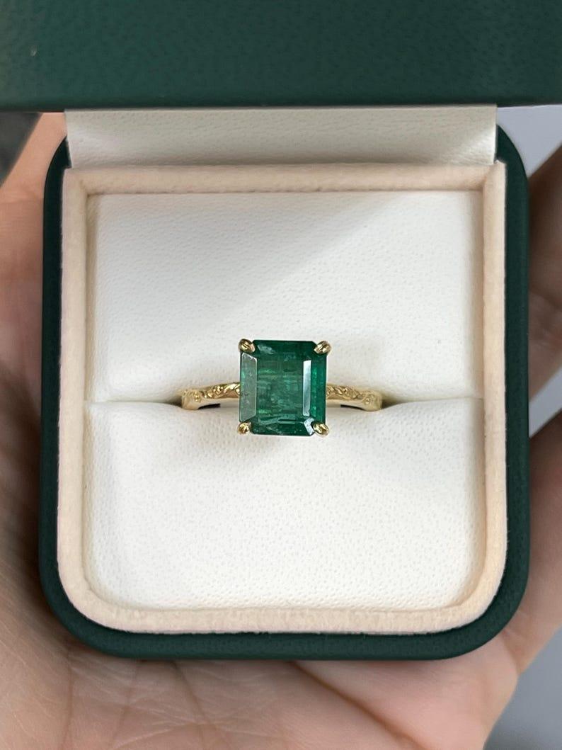 2.89ct 14K Asscher Cut Emerald Solitaire Ring - Medium Dark Green Floral Prong For Sale 1