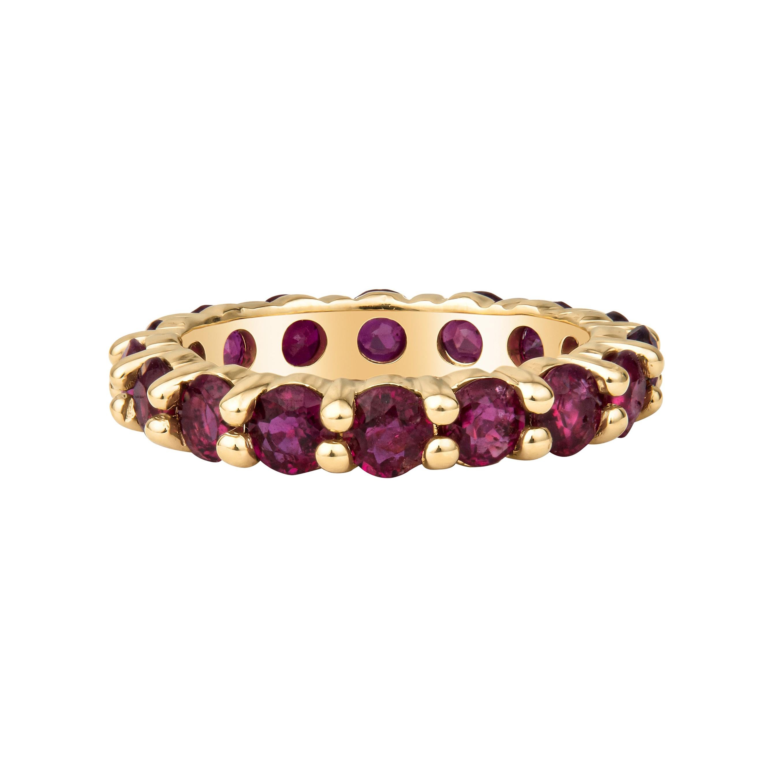 2.89ctw Round Red Natural Ruby, 18kt Yellow Gold Stacking Eternity Band For Sale