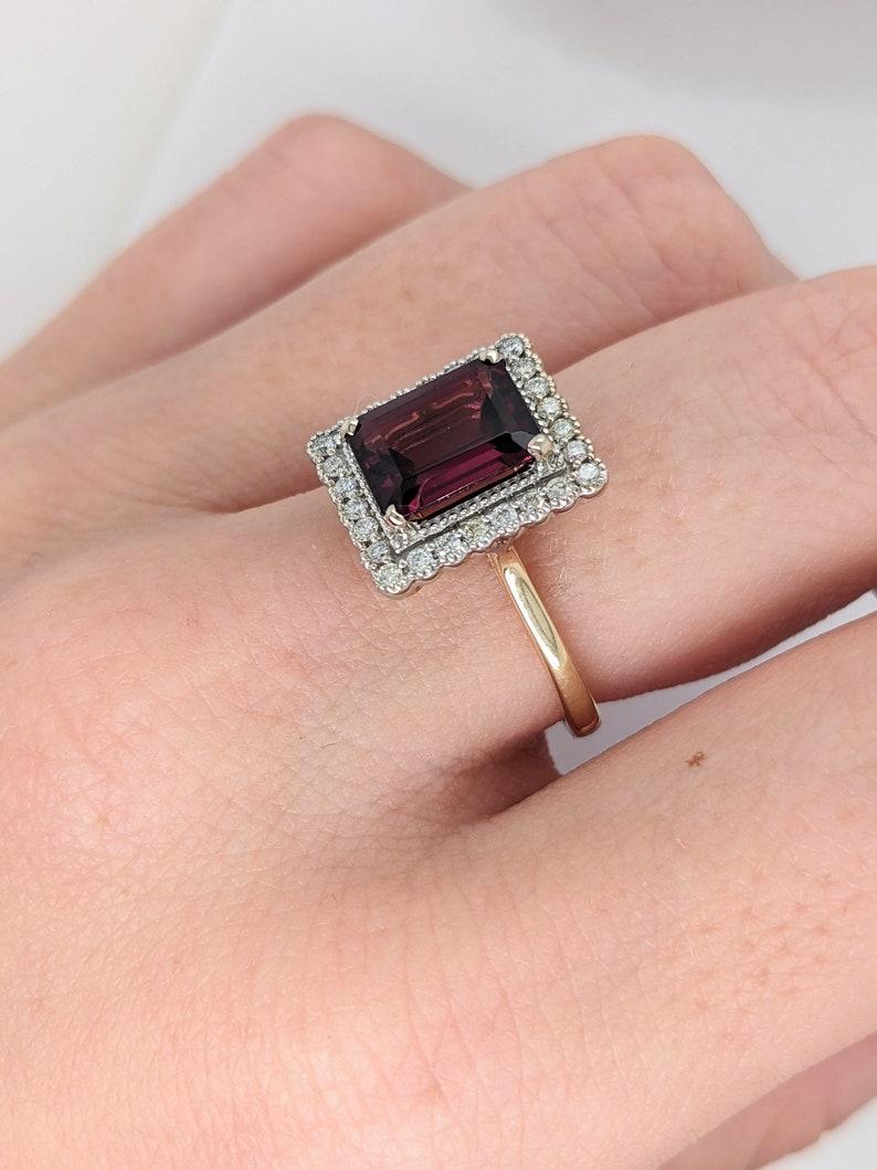 Women's 2.8ct Garnet Ring w Diamond Double Halo in Solid 14k Yellow Gold Emerald 9x7mm For Sale