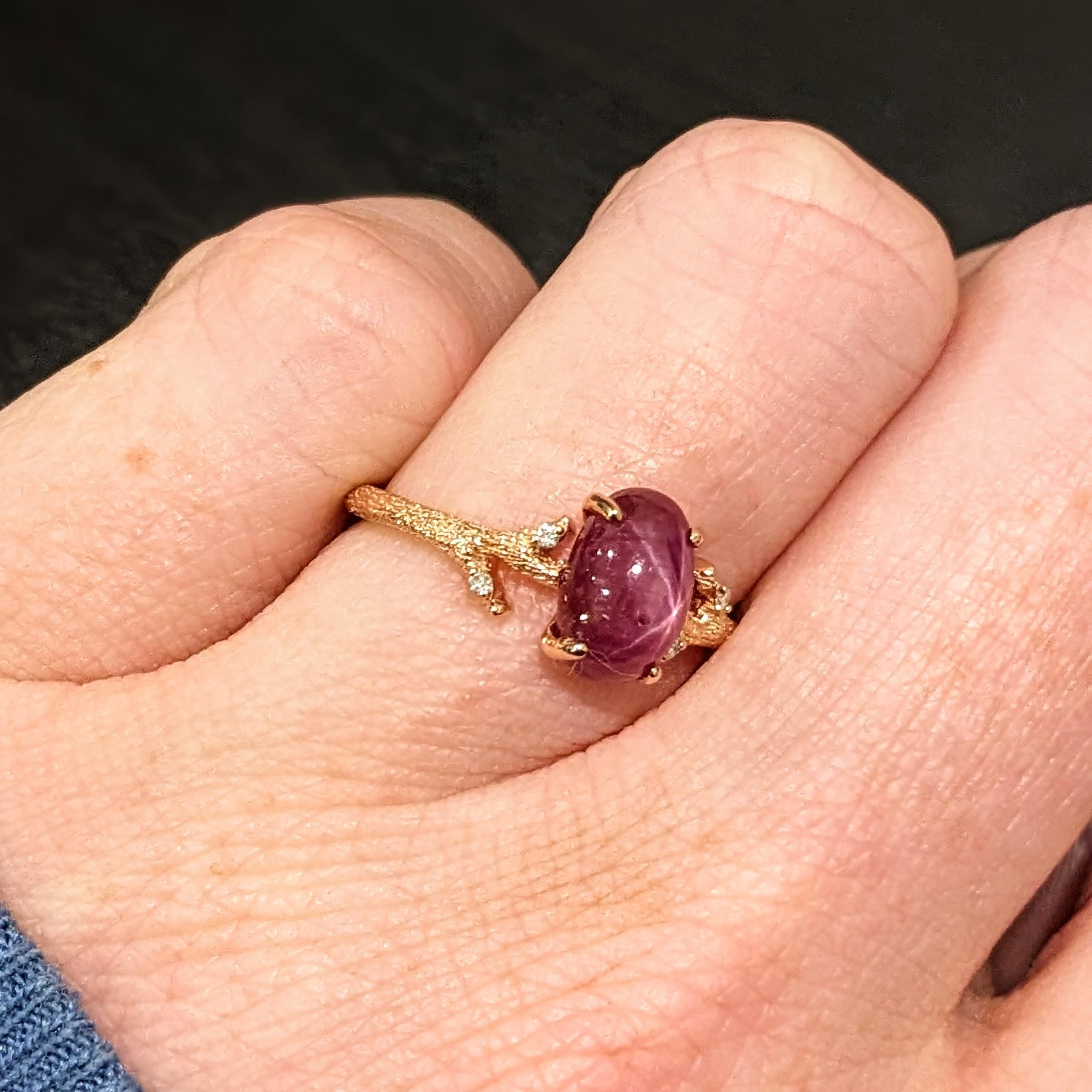 2.8ct Star Ruby Ring w Natural Diamonds in Solid 14K Yellow Gold Oval 8.5x7mm In New Condition In Columbus, OH