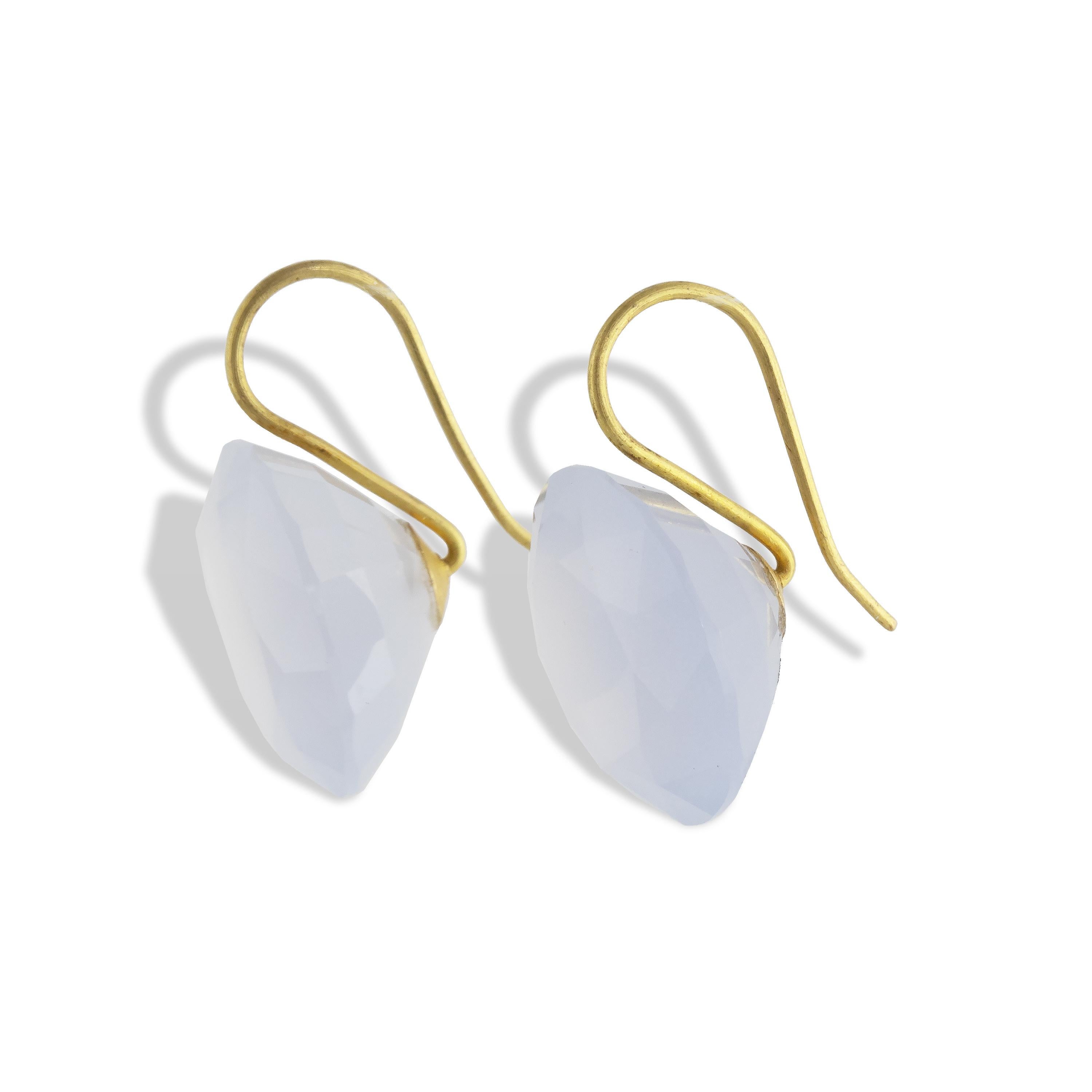 Ico & the Bird Fine Jewelry Chalcedony  22 Karat Gold Earrings In New Condition In Los Angeles, CA