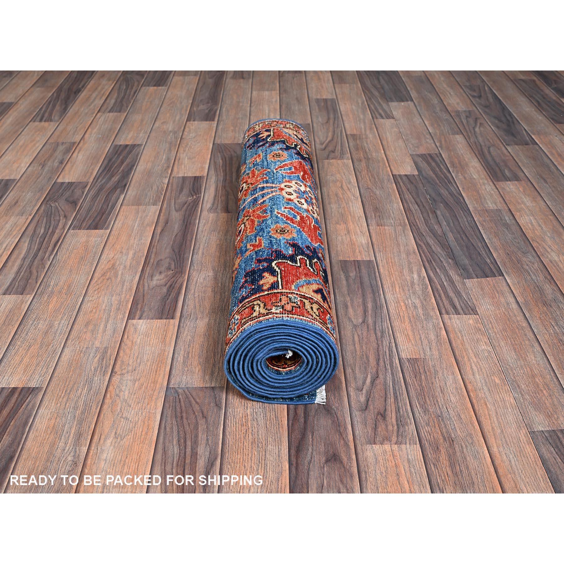 Hand-Knotted 2'8
