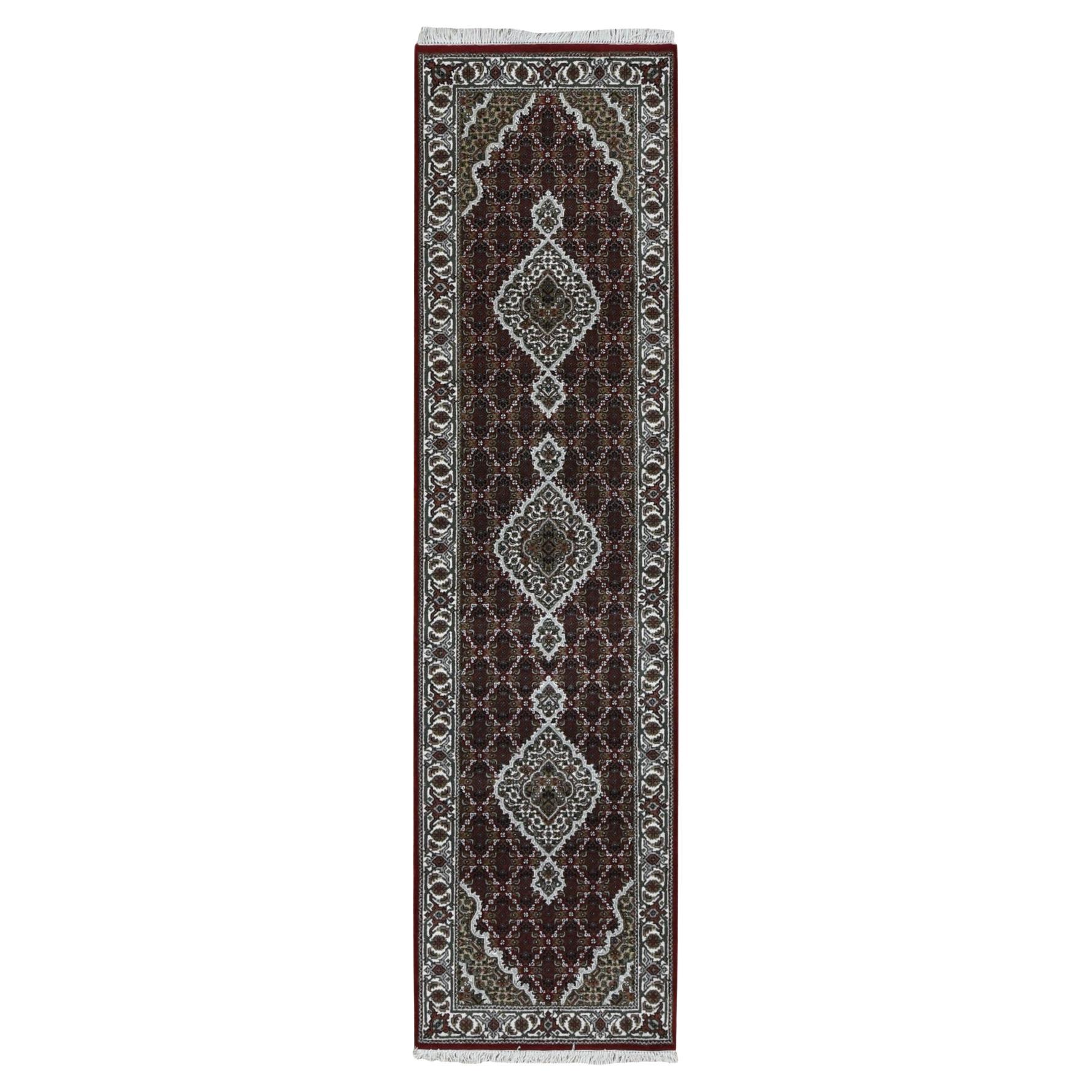 2'8"x10'5" Sangria Red Tabriz Mahi Pure Wool Hand Knotted Runner Oriental Rug