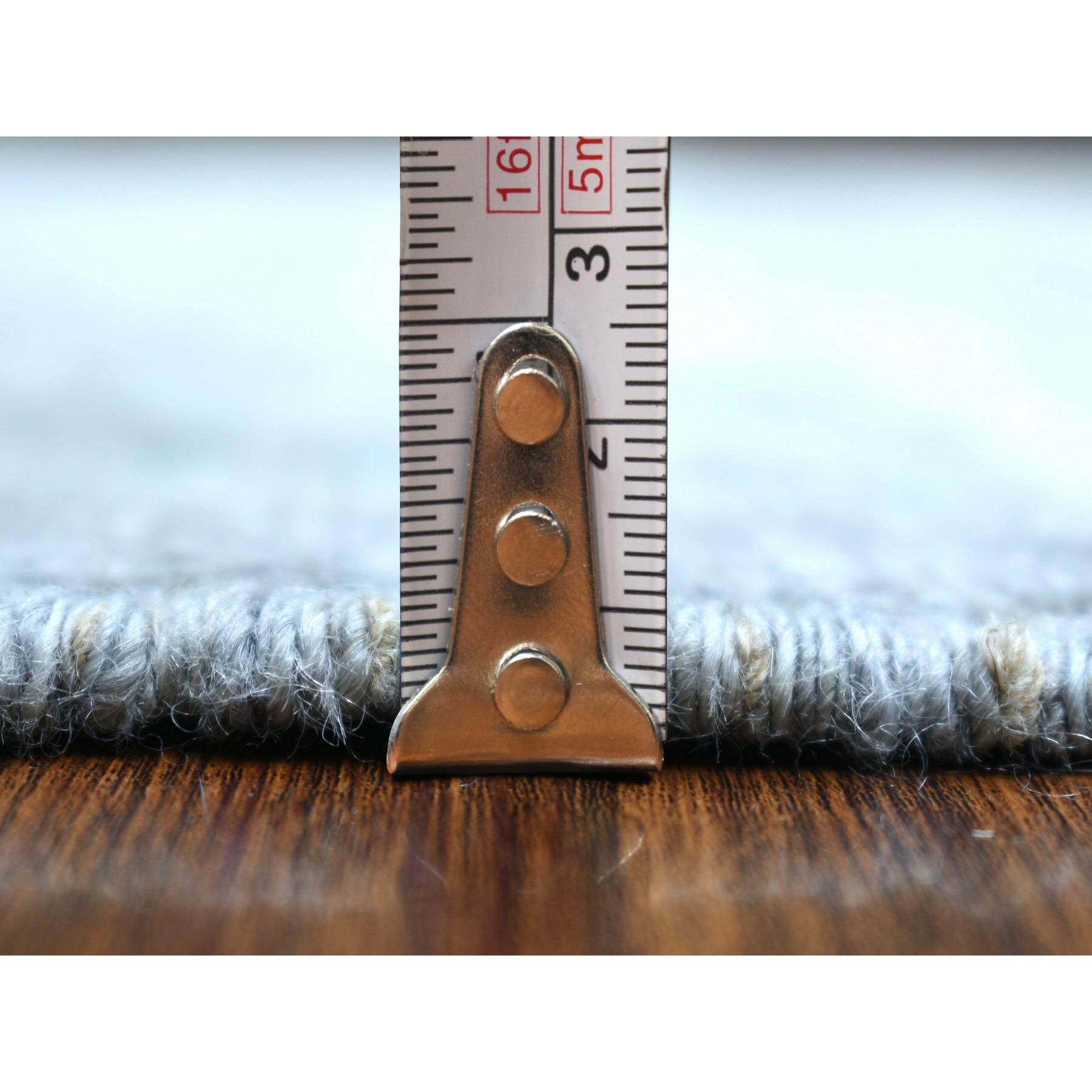 2'8 