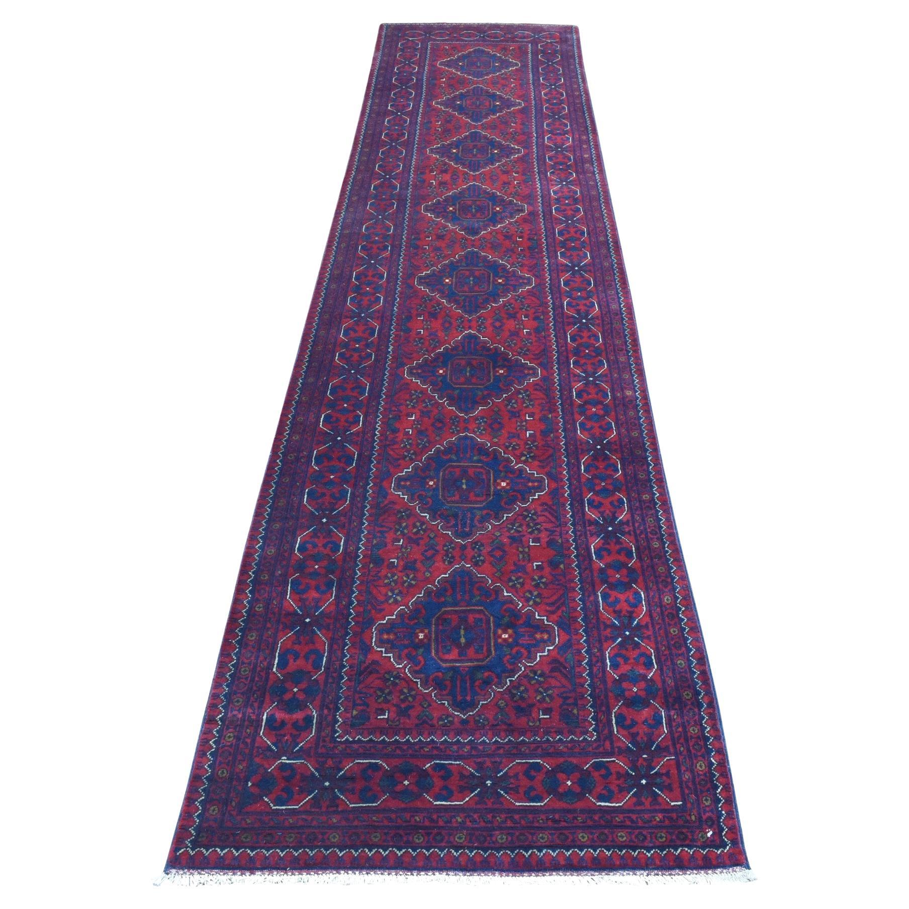 2'8 "x12'10" Profondo e saturo rosso afghano Khamyab in lana annodato a mano Runner Rugs