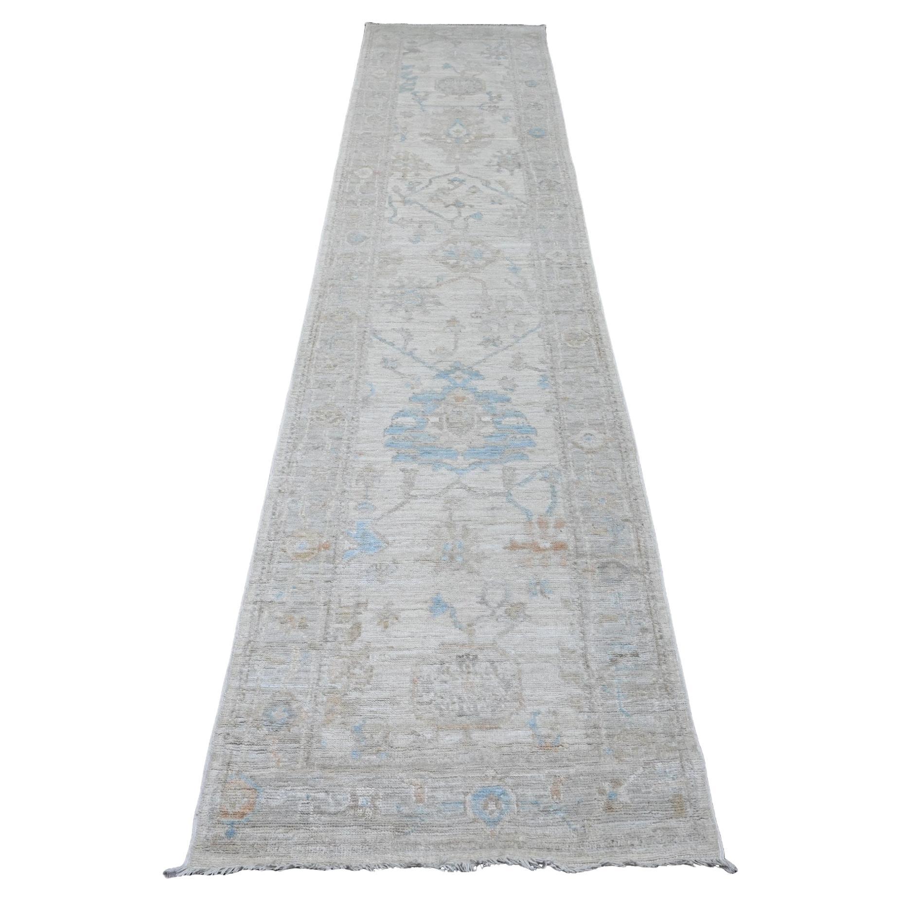 2'8 "x12'4" Weißer handgeknüpfter afghanischer Angora-Oushak-Blatt-Design-Wolle-Läufer-Teppich