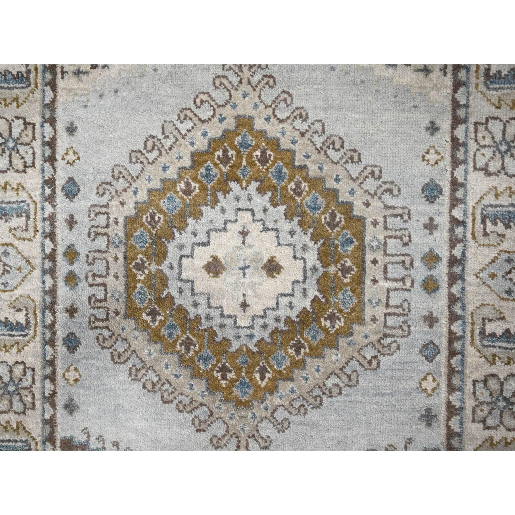 Hand-Woven 2'8