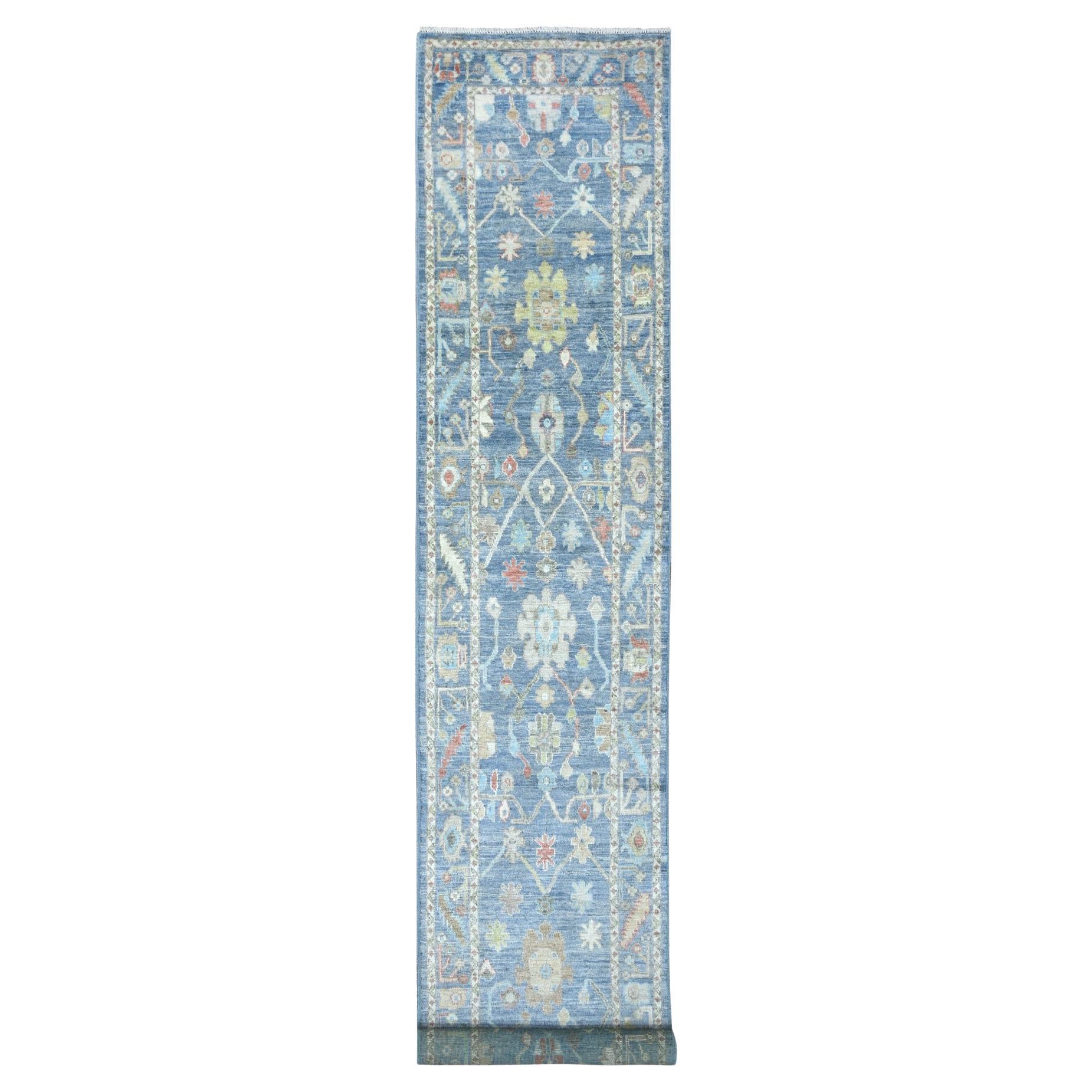 2'8 "x16'4" Blue Afghan Hand Knotsted Angora Oushak Leaf Design XL Runner Rug (tapis de course) en vente
