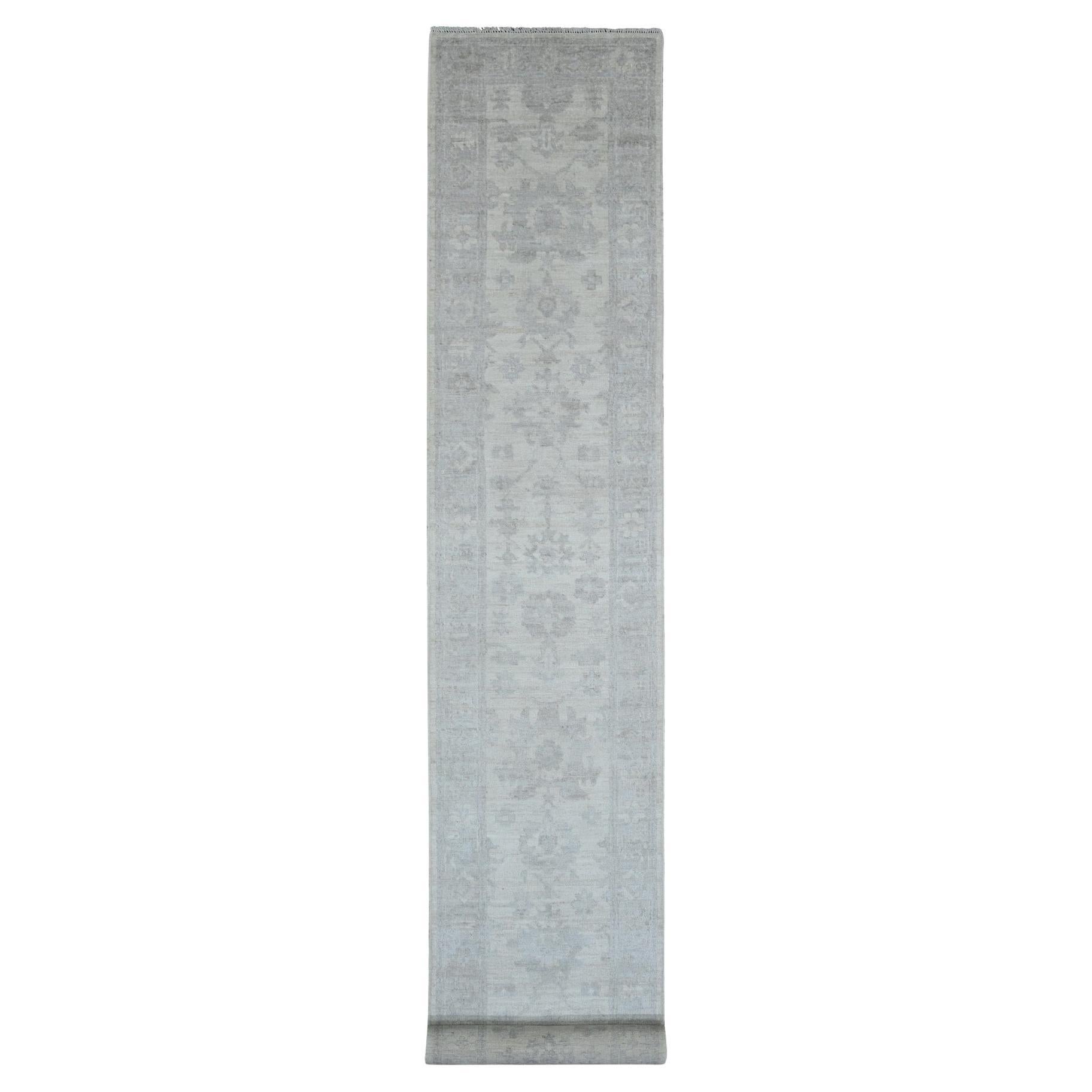 2'8"x19'5" White Afghan Angora Oushak Leaf Motifs Hand Knotted Wool Runner Rug