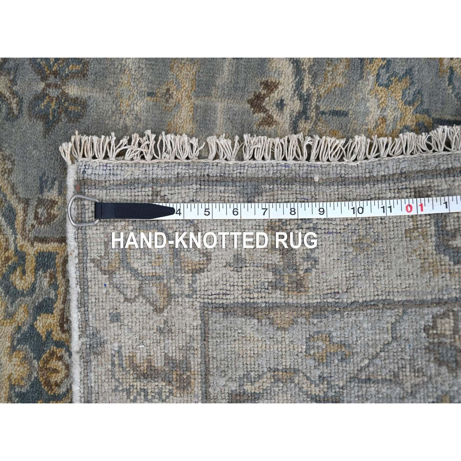 Lana Tappeto Runner XL in lana organica annodata a mano con design Karajeh grigio metallizzato 2'8 