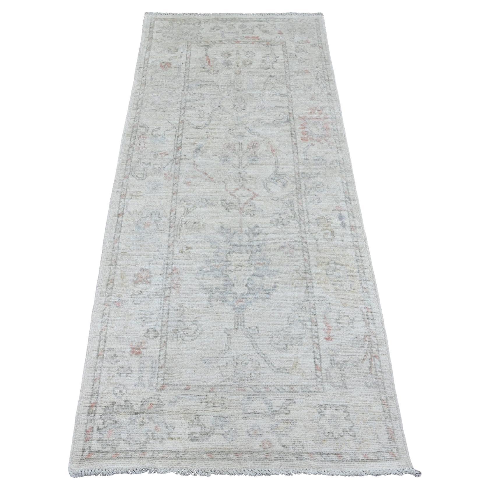 Hand-Knotted More Carpets