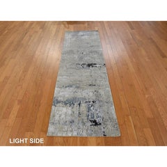2'8"x7'10" Beige-Gray Modern Abstract Design Hand Knotted Wool & Silk Runner Rug