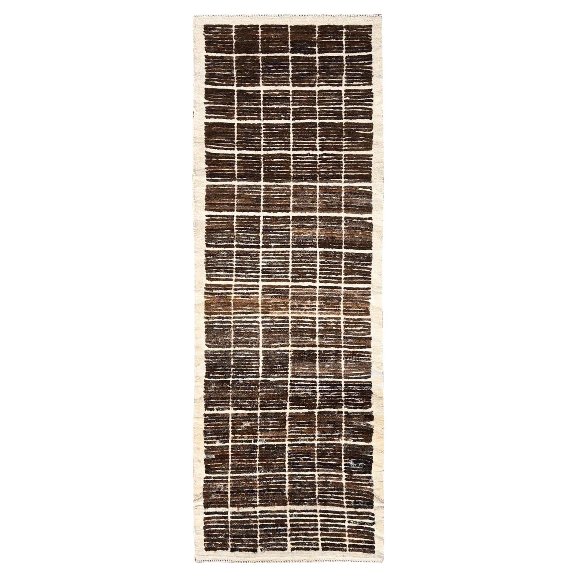 2
8"x7
8" Brown Moroccan Weave with Grid Design Hand Knotted Wool Runner Rug