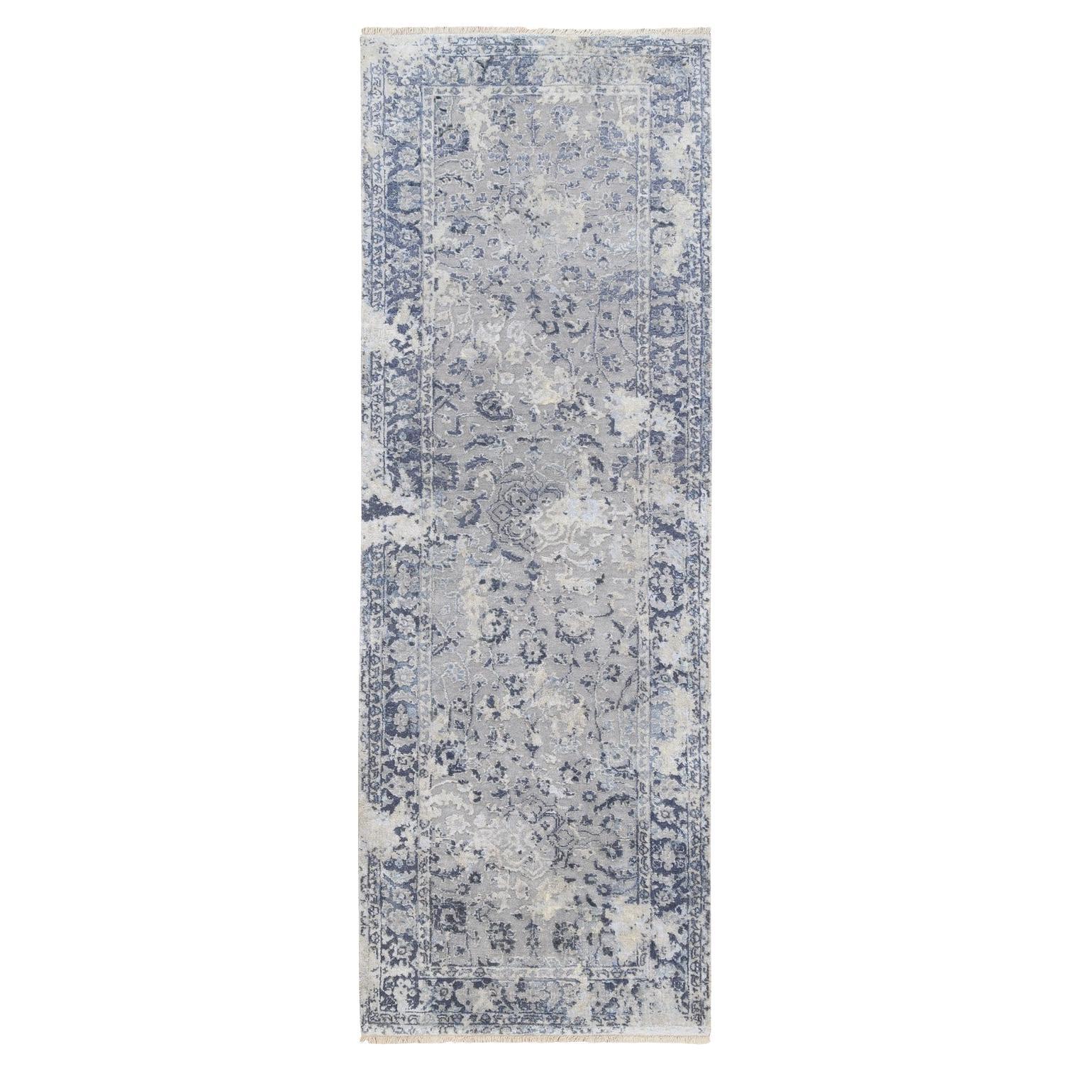 2'8 "x7'8" Tapis de course noué à la main en laine grise à design Kashan et soie pure