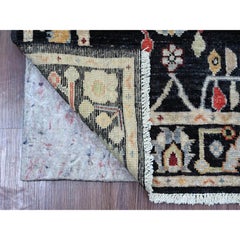 2'8 "x8' Alfombra afgana negra de angora con diseño de hojas de oushak anudada a mano