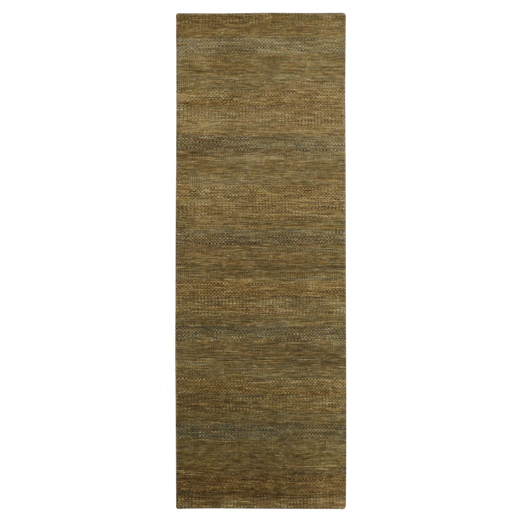 2
8"x8
 Brown Modern Grass Design Hand Knotted Wool and Silk Runner Rug For Sale