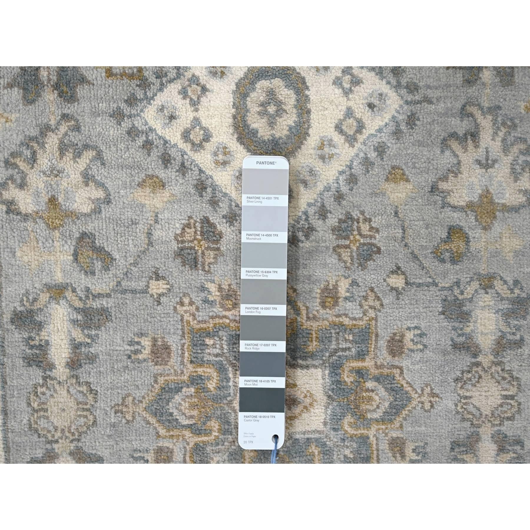 Indiano Tappeto Runner in lana annodata a mano con medaglioni geometrici Karajeh Design Grigio 2'8 