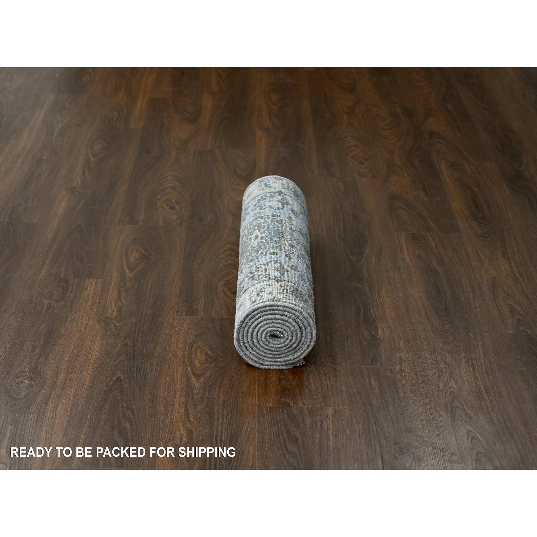 Tappeto Runner in lana annodata a mano con medaglioni geometrici Karajeh Design Grigio 2'8 