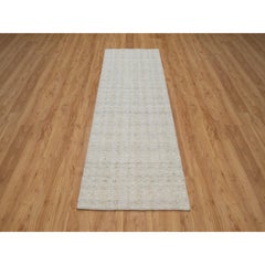 2'8"x8' Ivory Natural Wool Vertical Stripes Design Hand Loomed Runner Rug