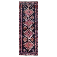 2
8 "x8
 Bleu marine Vintage Persian Shiraz Tapis de course en pure laine noué à la main
