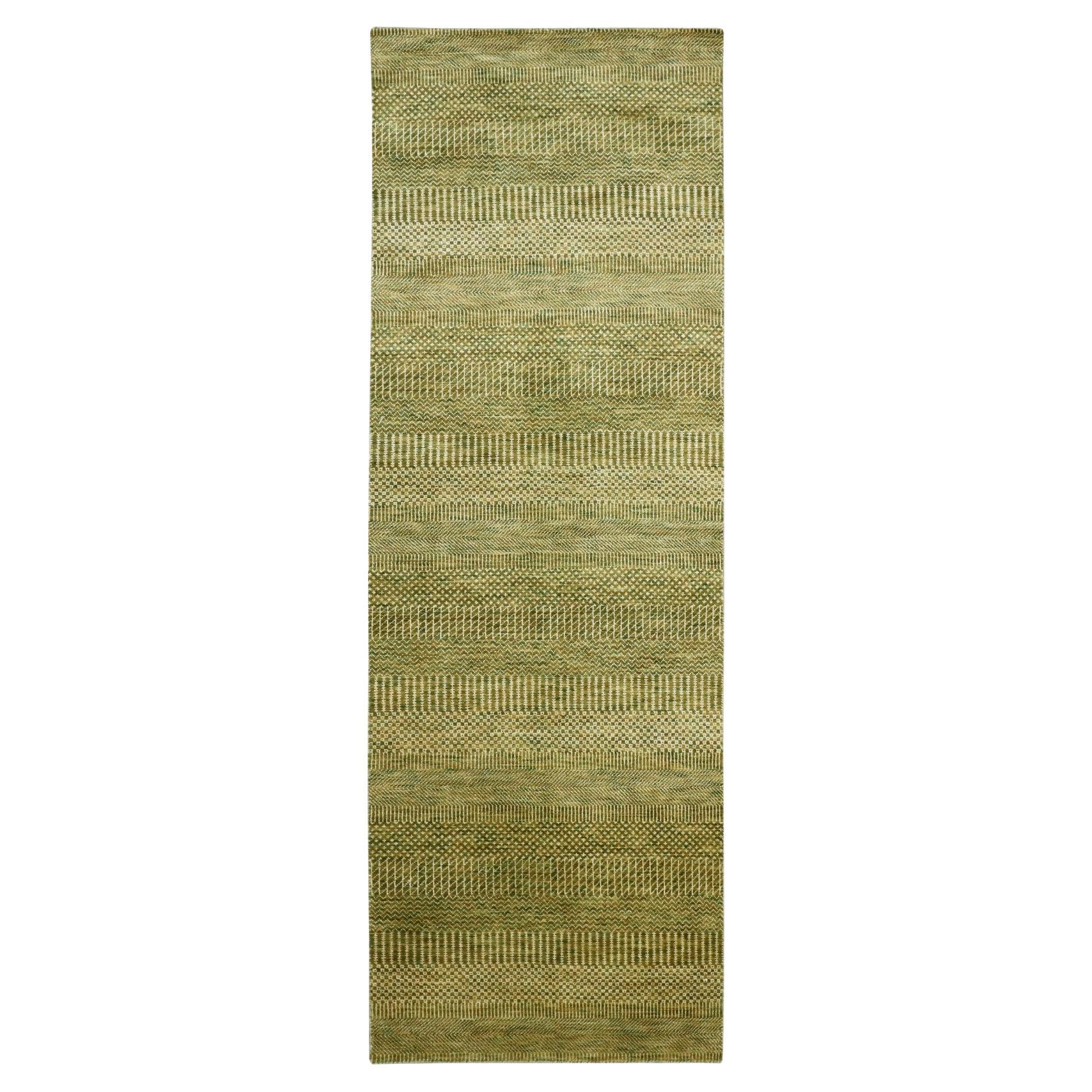 Tappeto Runner Marrone Modern Grass Design annodato a mano in lana e seta, 2'8 "x8'2"