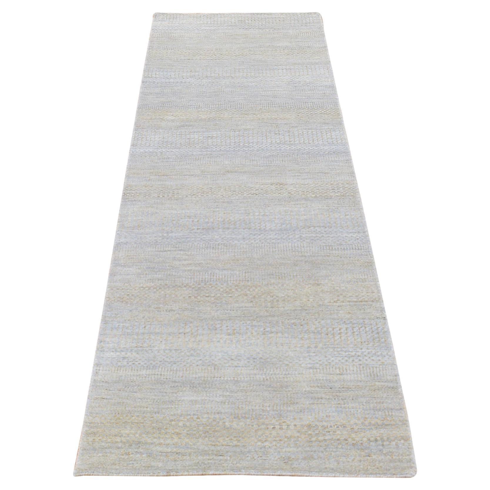 Tappeto Runner in lana e seta annodato a mano 2'8 "x9'1" grigio con design a erba moderna Gabbeh