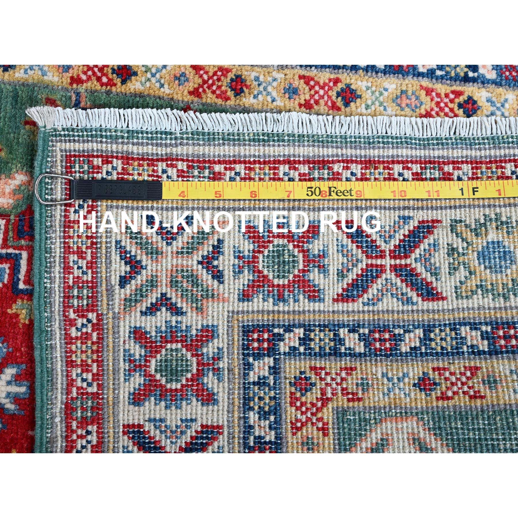 XXI secolo e contemporaneo Tappeto Runner in lana annodato a mano Greene & Greene Greene & Greene in vendita