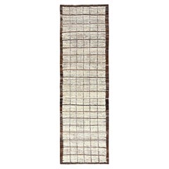 2
8"x9
6" Ivory Textured Pile Hand Knotted Pure Wool Moroccan Weave Runner Rug