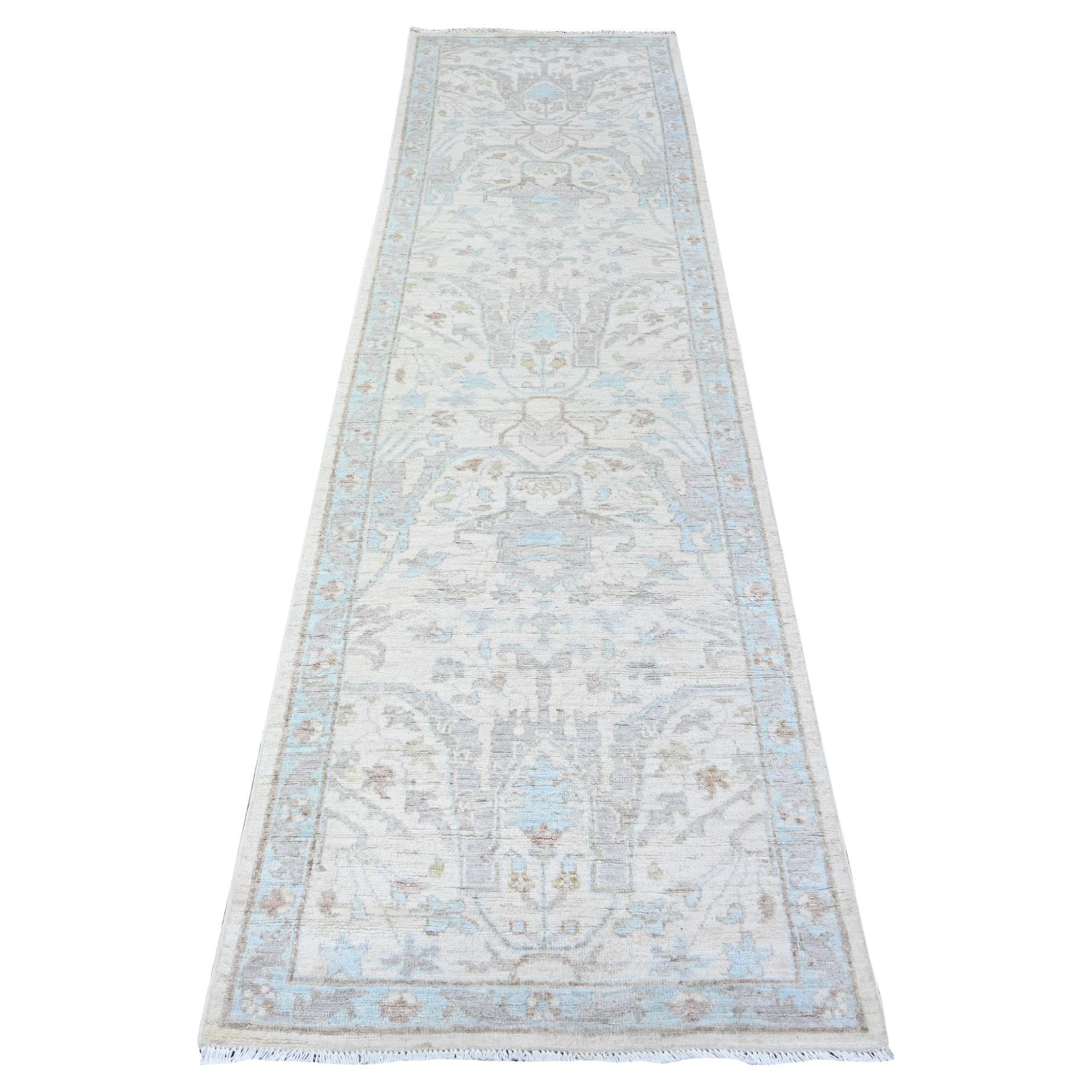 2'8"x9'6" Ivory Wool Shabby Chick White Wash Peshawar Hand knotted Runner Rug