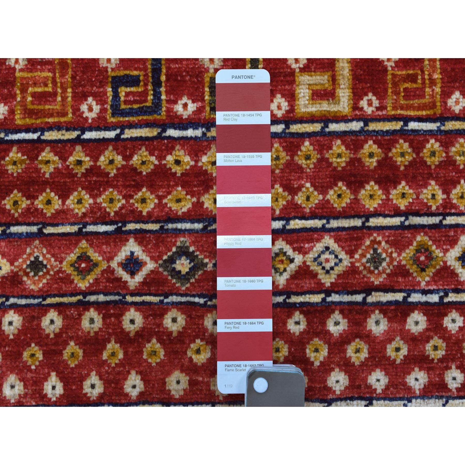 Tribale Tappeto rosso in lana organica Afghan Ersari con disegno geometrico annodato a mano 2'8 