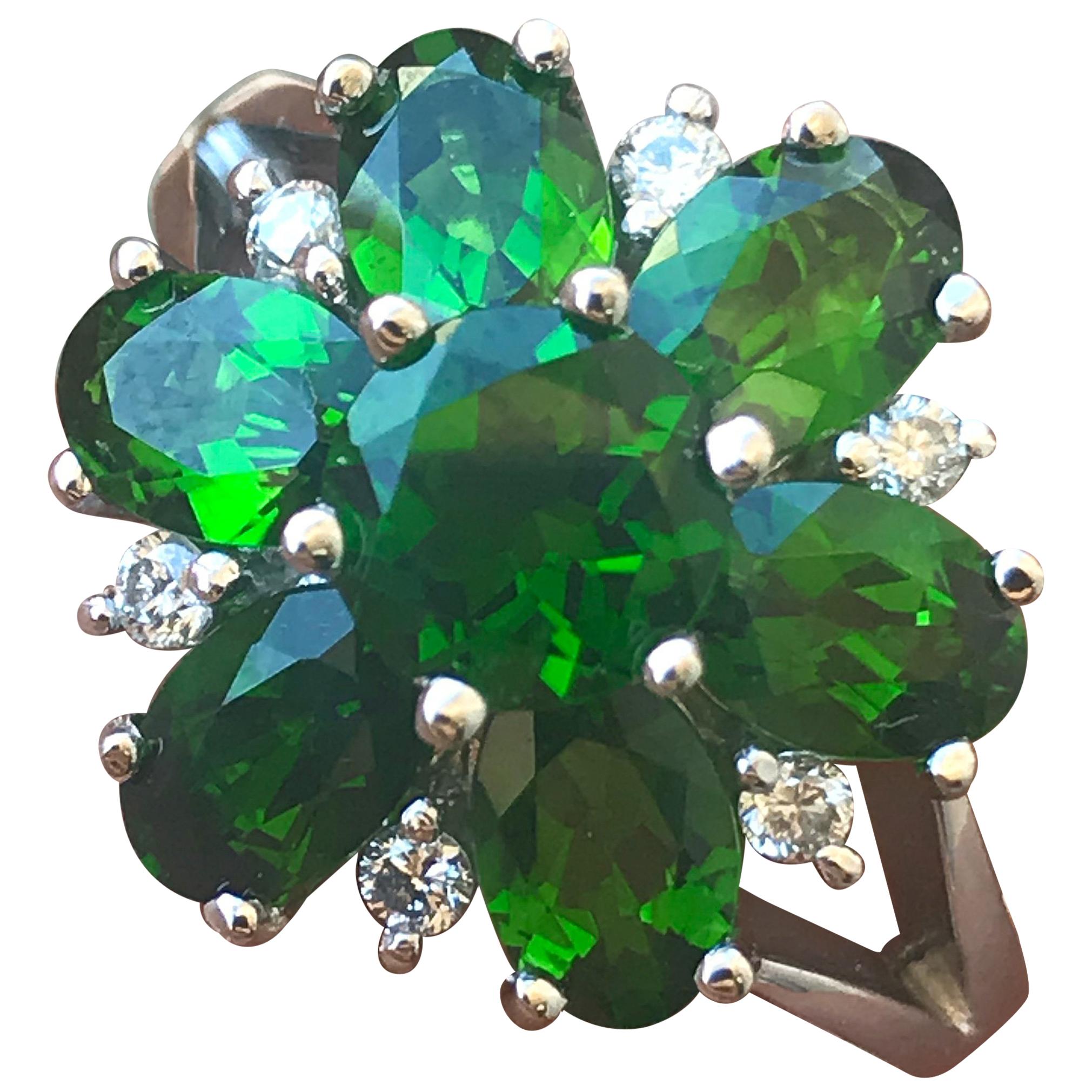 2.9 Carat Approximate Green Diopside and Diamond Ring, Ben Dannie For Sale
