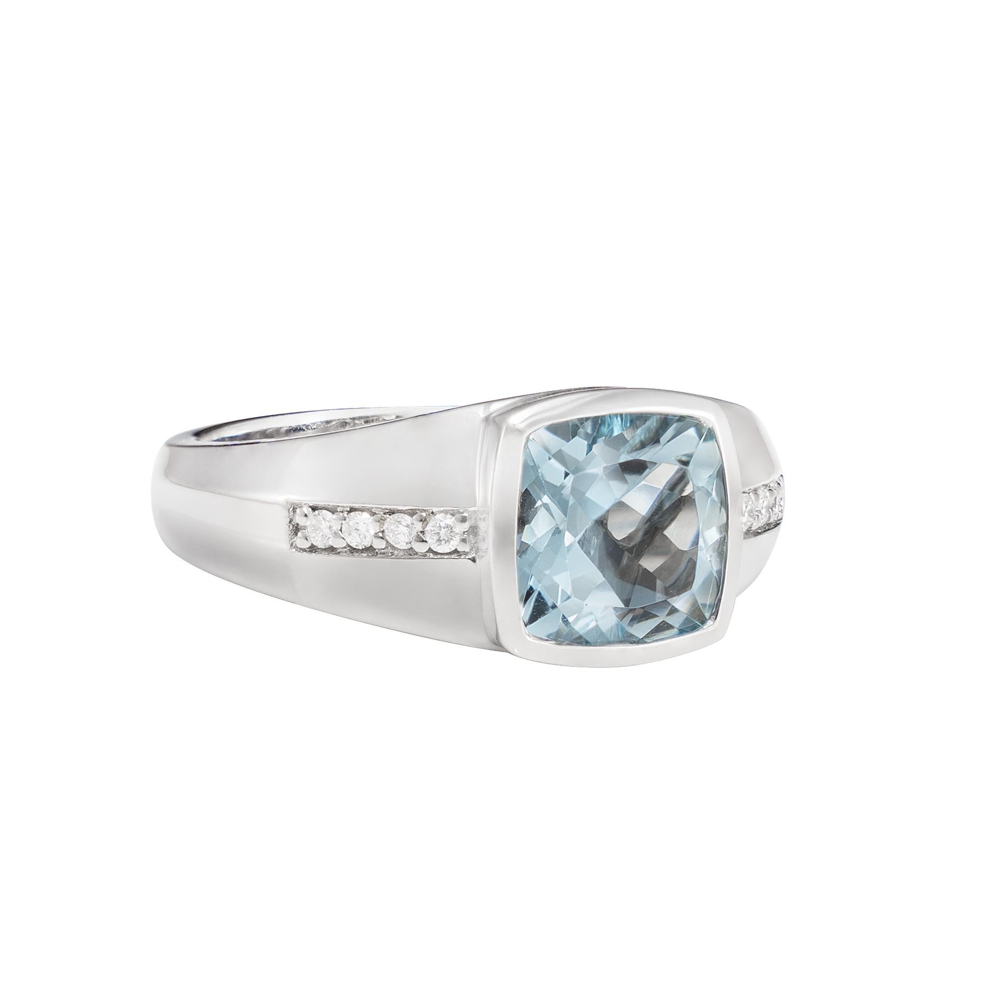 This collection features a unique collection of Men's Aquamarine Rings. Designed with baguette shaped aquamarines to accent the center stone in white gold, these rings are the perfect complementary accessory with a watch. 

Classic aquamarine men's