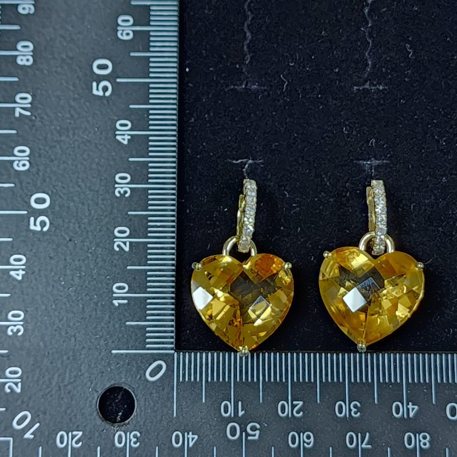 Women's 29 Carat Citrine Heart Dangle Earrings in 14 Karat Yellow Gold For Sale