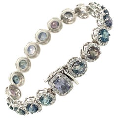 29 Carat Color Change Sapphire and Diamonds Bracelet 18 Karat Gold