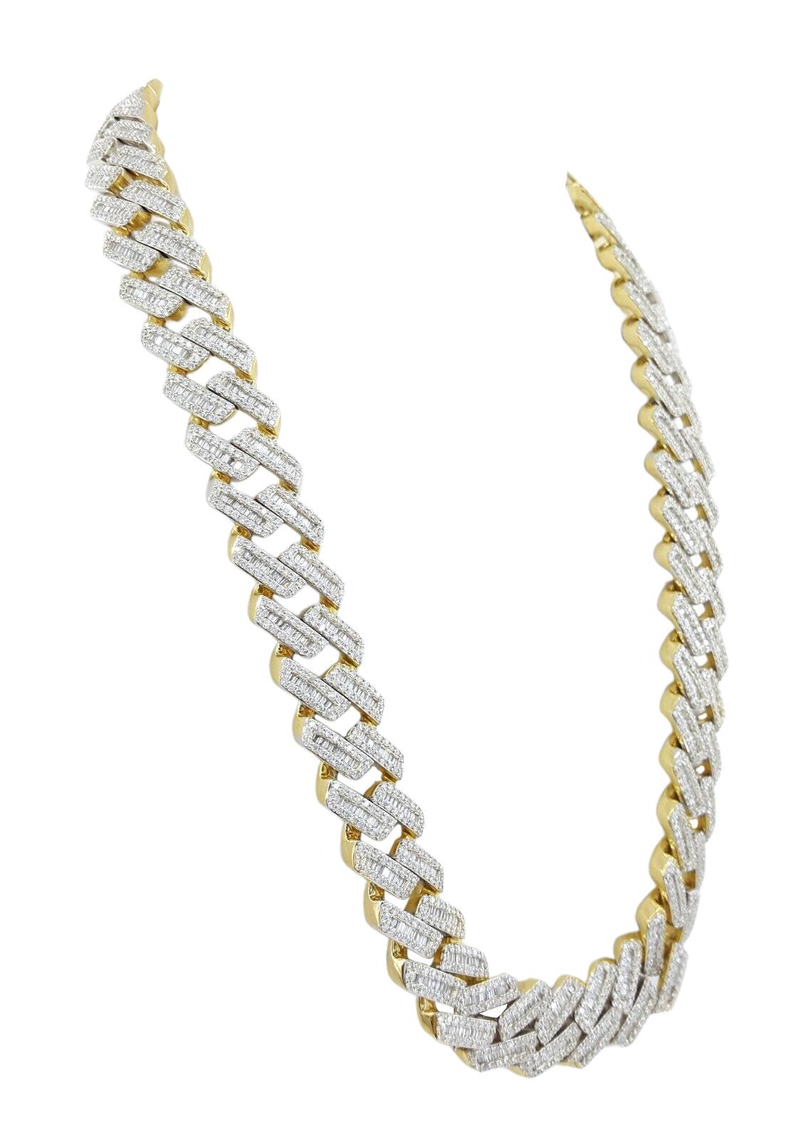 29.28 ct Total Weight Baguette & Round Brilliant Cut Diamonds Cuban Link Chain Necklace.
