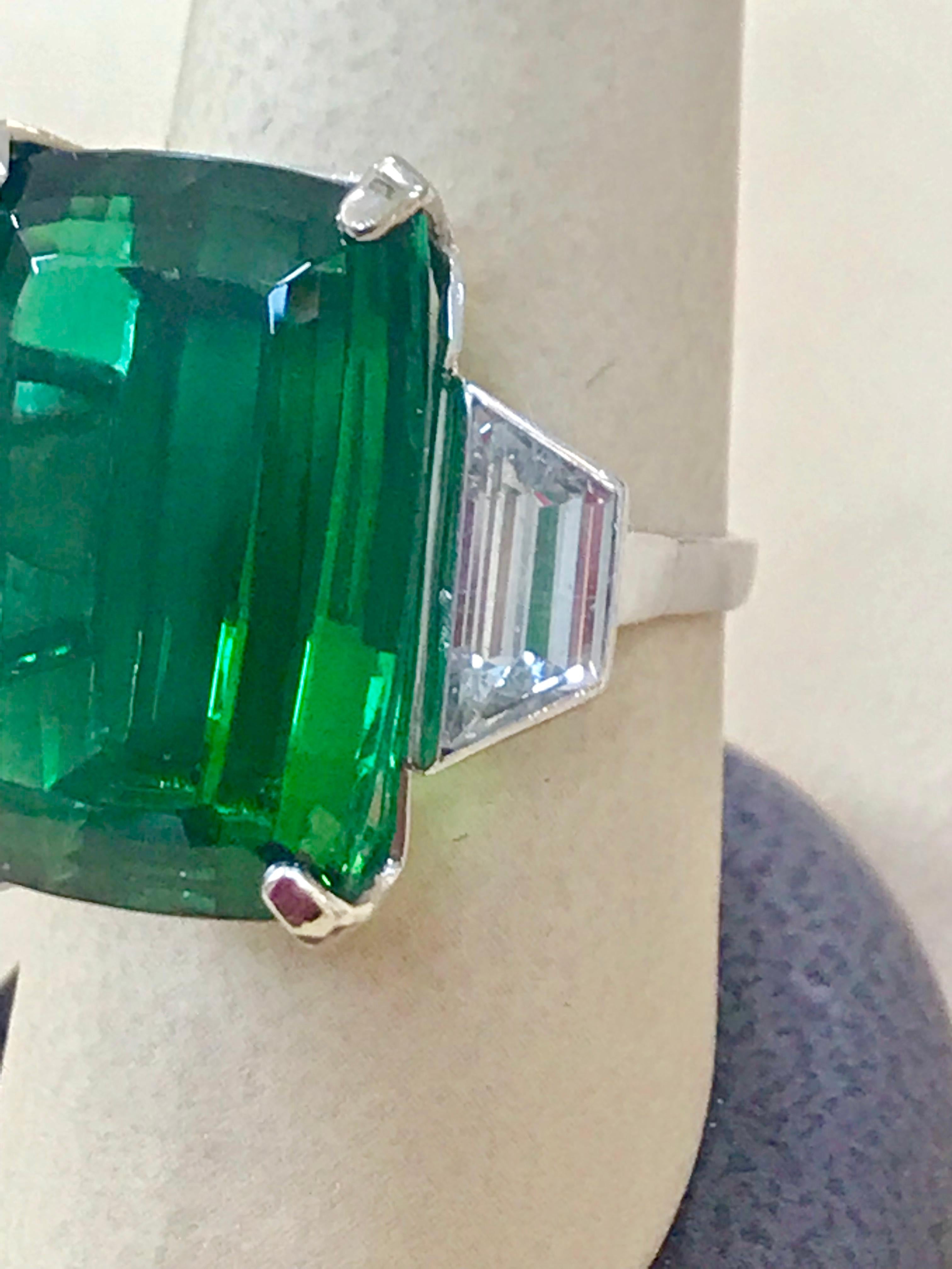 29 Carat Green Tourmaline and Solitaire Diamond Cocktail Ring Platinum Estate 1