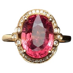 2.9 Karat Roter Turmalin Diamant 18 Karat Gelbgold