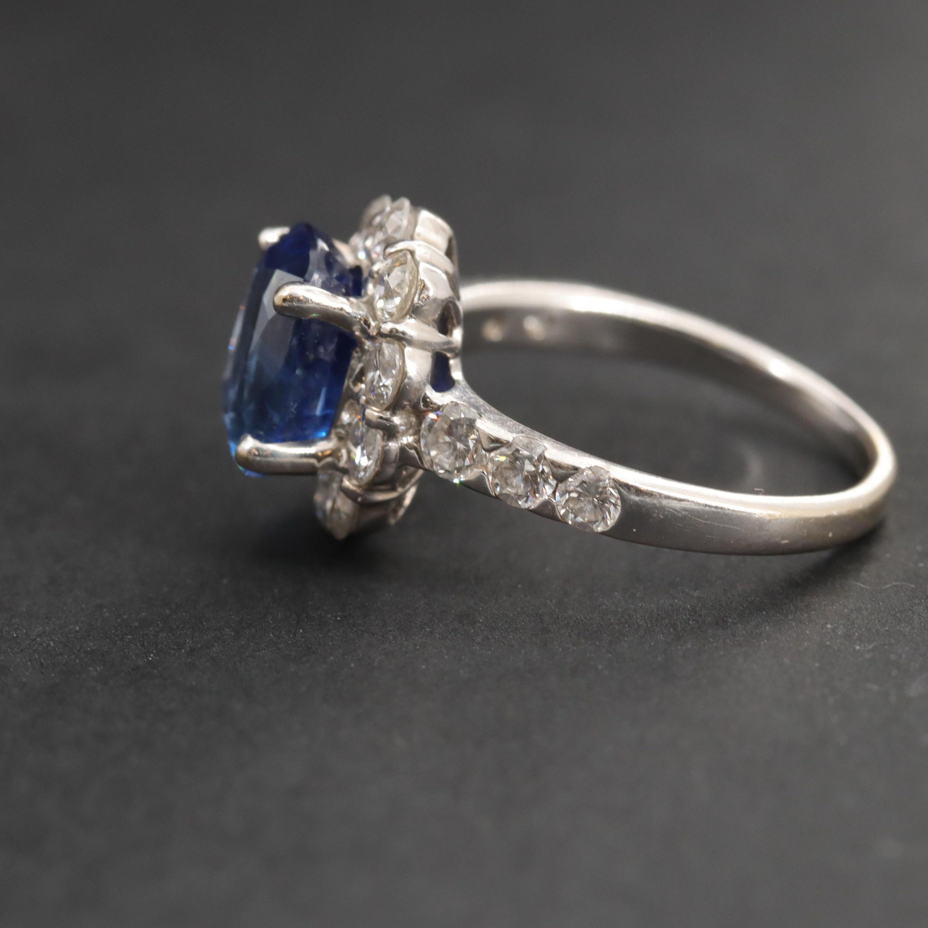 For Sale:  2.9 Carat Sapphire and Diamond Engagement Ring White Gold Sapphire Cocktail Ring 2